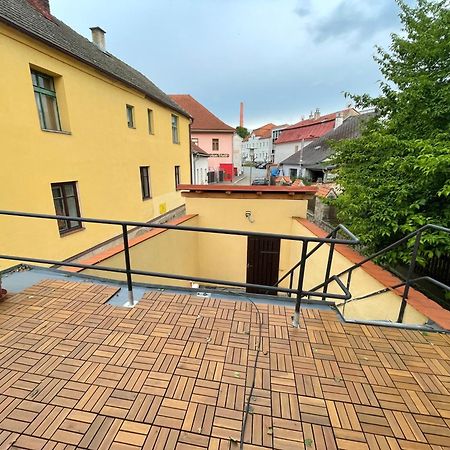 Apartman U Spinaru Тршешть Экстерьер фото