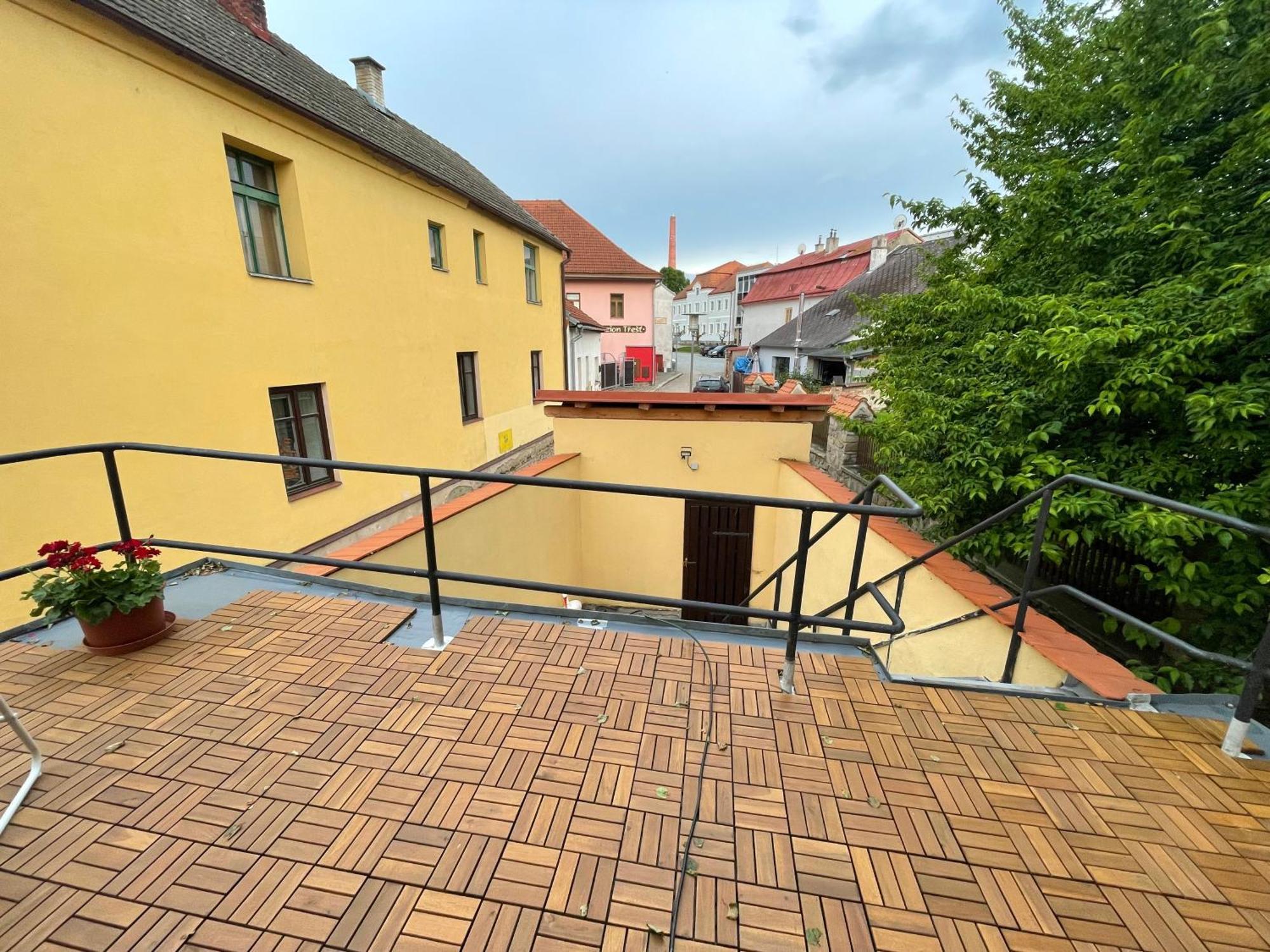 Apartman U Spinaru Тршешть Экстерьер фото